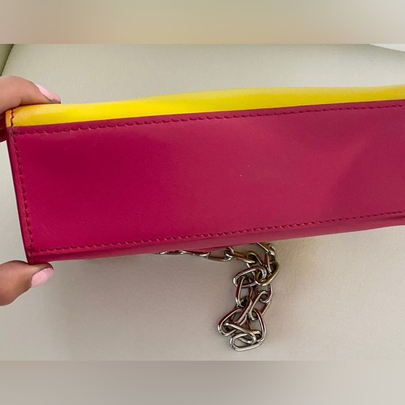 VERSACE VERSUS (Authentic) - Picture 5 of 8